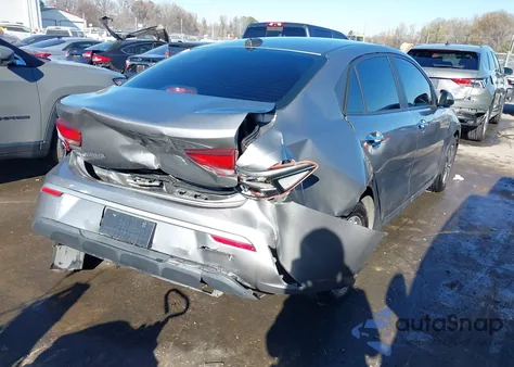 2022 Kia Rio S z USA, uszkodzony, nr VIN 3KPA24AD1NE433574